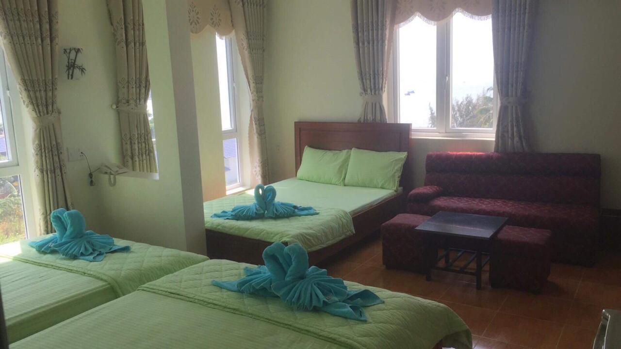 Hôtel Khach San Thuy Young à Vung Tau Extérieur photo