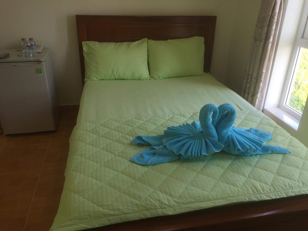 Hôtel Khach San Thuy Young à Vung Tau Extérieur photo