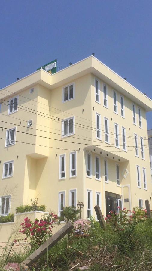 Hôtel Khach San Thuy Young à Vung Tau Extérieur photo